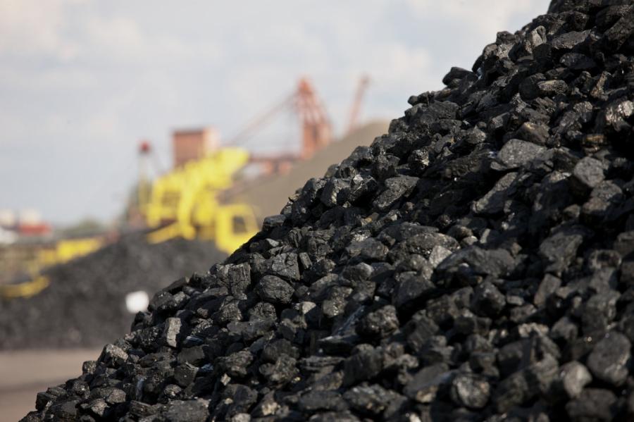 Рижский порт делает ставку на уголь