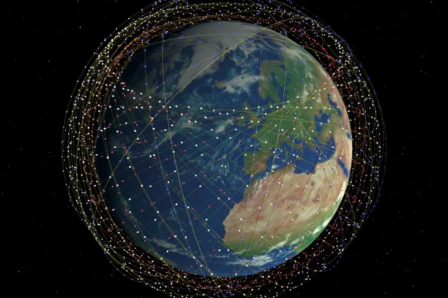 Интернет всему миру: Илон Маск показал спутники, которые отправятся на орбиту