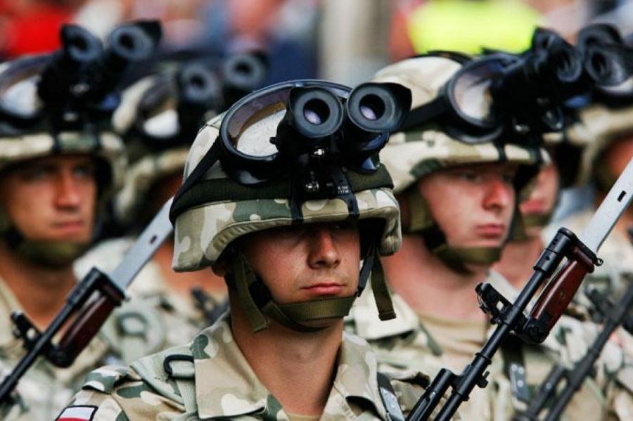 Экс-министр обороны Польши: армии у ЕС никогда не будет!
