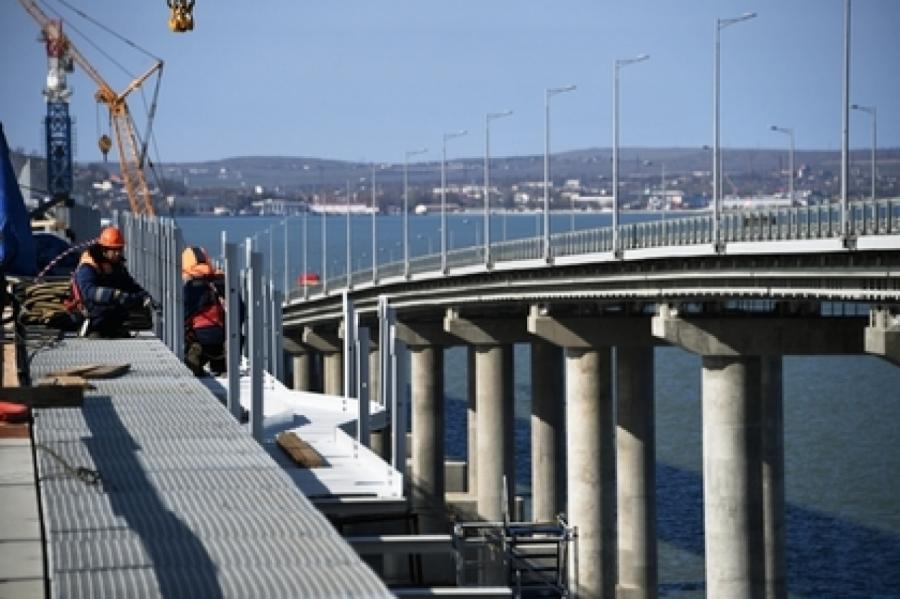 Движение поездов по Крымскому мосту откроют досрочно