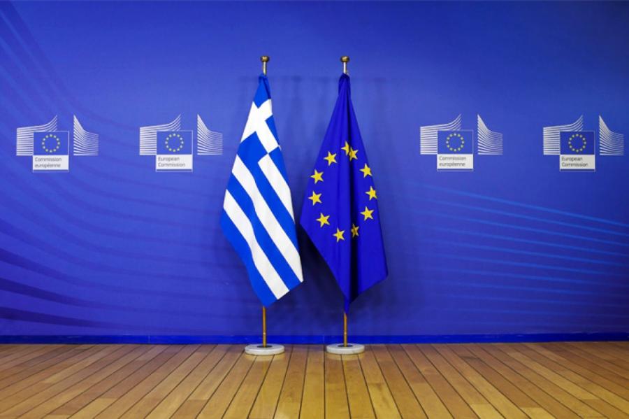 Юнкер признал, что Греция подделала данные о своих финансах для вступления в ЕС