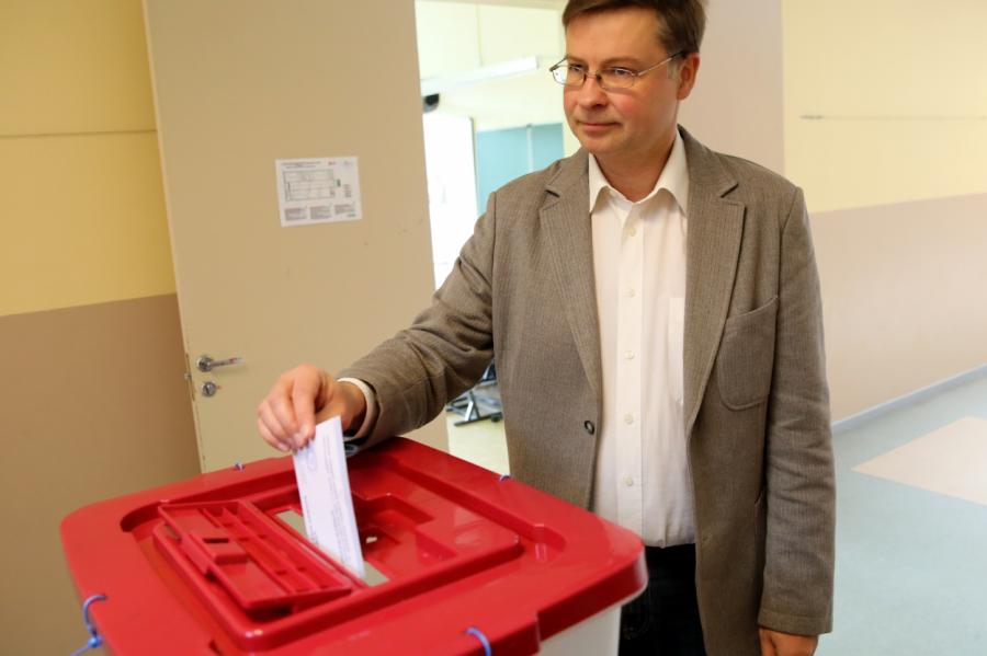 По два депутатских мандата в Европарламенте могут получить три партии