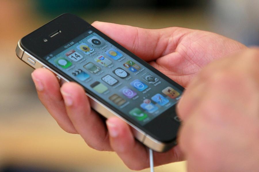 Apple кидает владельцев iPhone и iPad