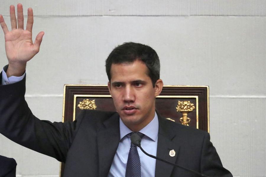 Гуайдо заподозрил Мадуро в продаже здания консульства в США