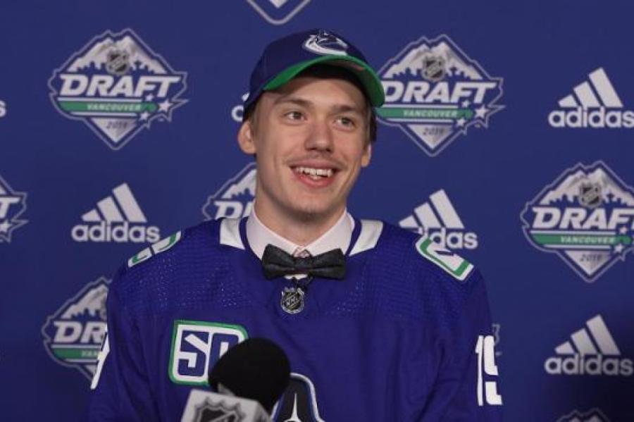 В НХЛ появится еще один латвийский хоккеист