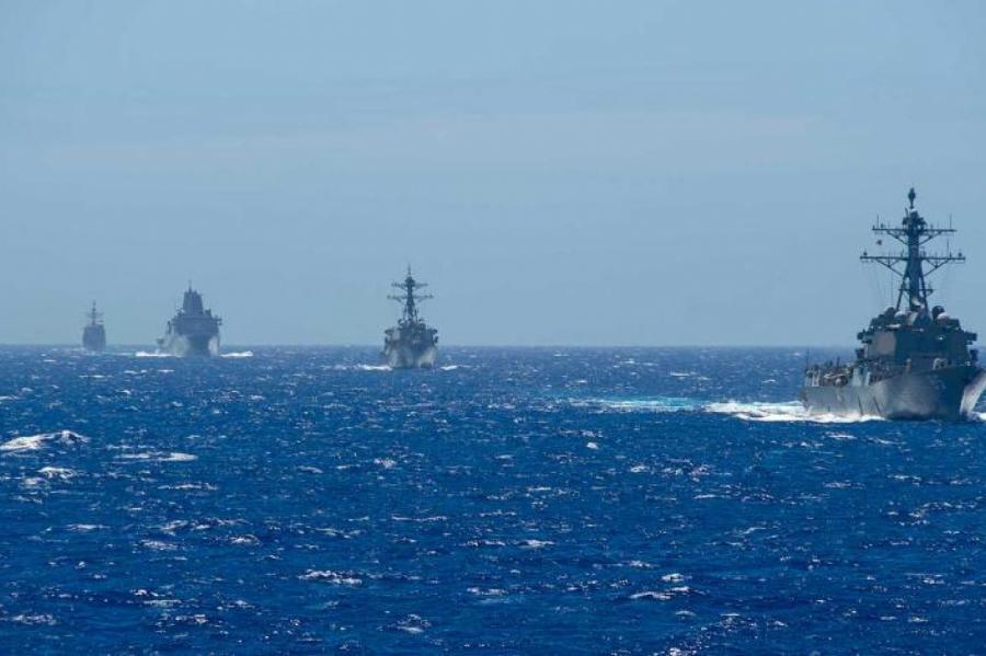 Боевые корабли США мчатся на Украину