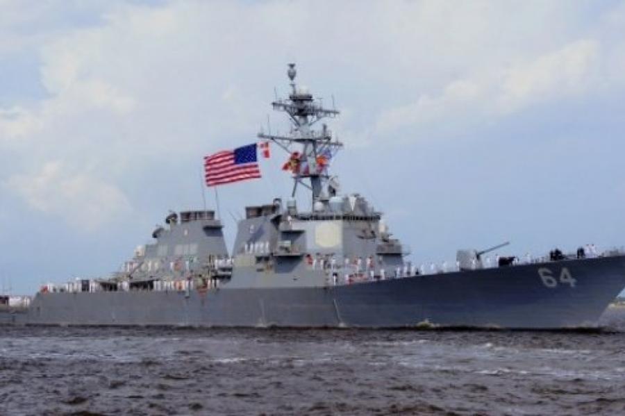 Наглое упорство: в Крыму оценили заход эсминца США в Чёрное море