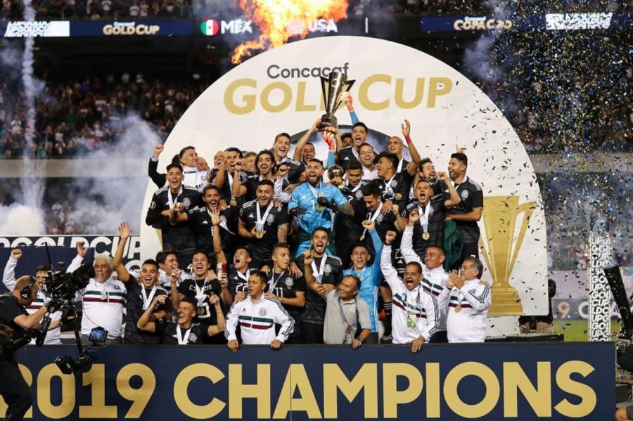 Футболисты Мексики обыграли американцев в финале Золотого кубка КОНКАКАФ