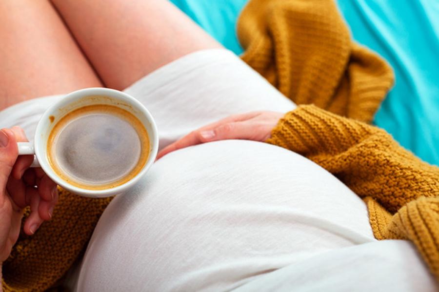 Ученые определились, можно ли беременным кофе
