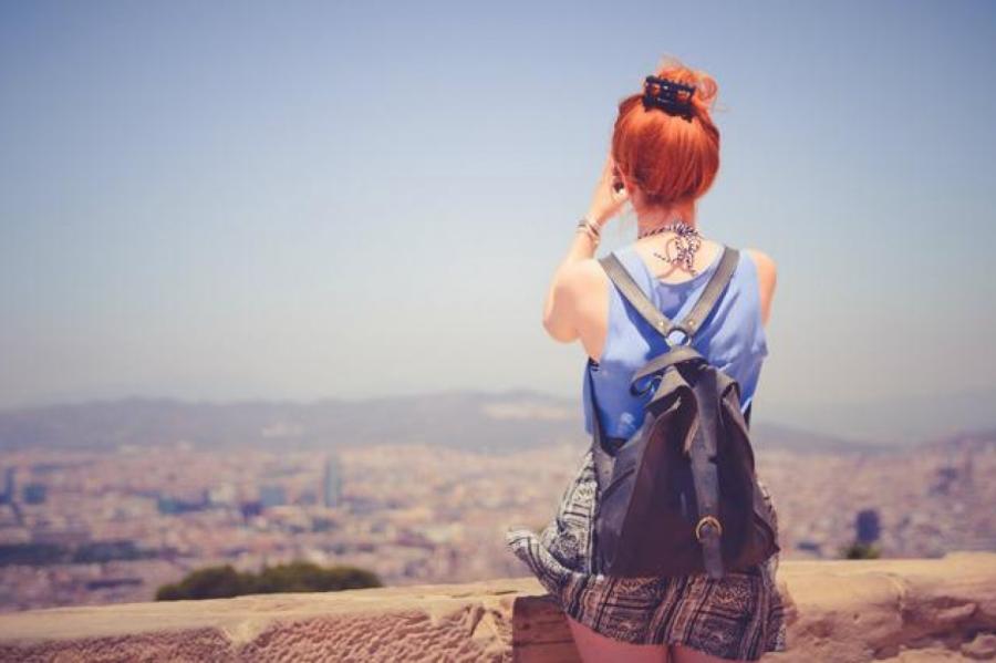 Девушки стали чаще путешествовать в одиночку