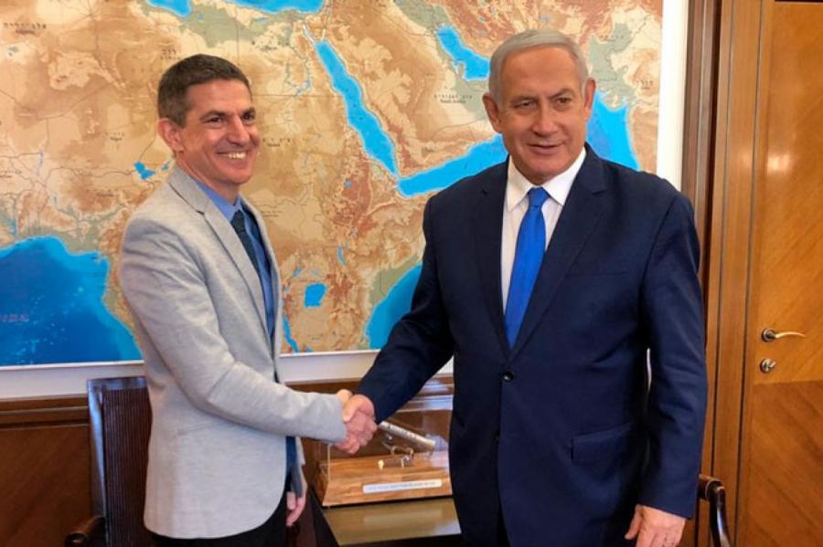 Премьер-министр Израиля назначил гея пресс-секретарём правительства (ФОТО)