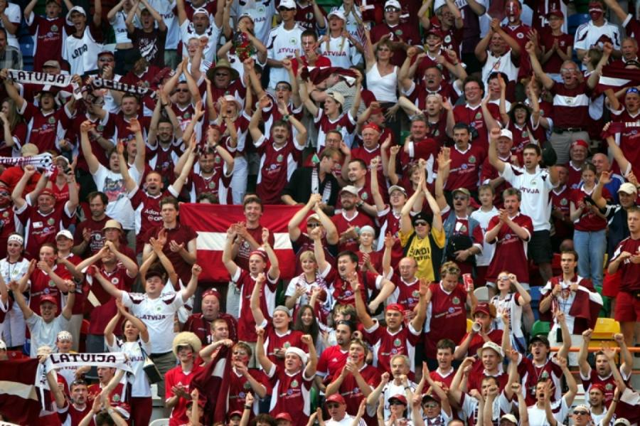 УЕФА не стал наказывать Латвию за «нацистские приветствия»