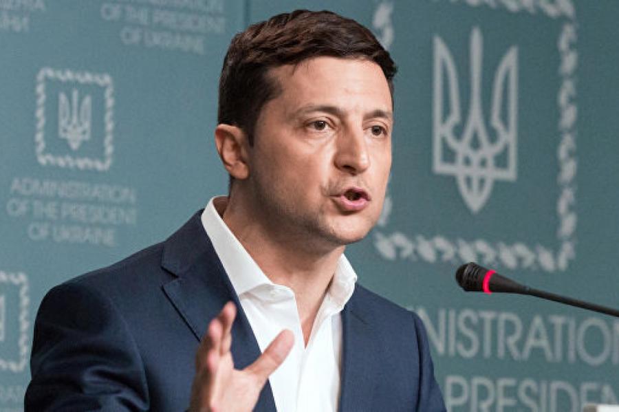 «Хамло»: украинцев возмутило поведение Зеленского при встрече с Полтораком