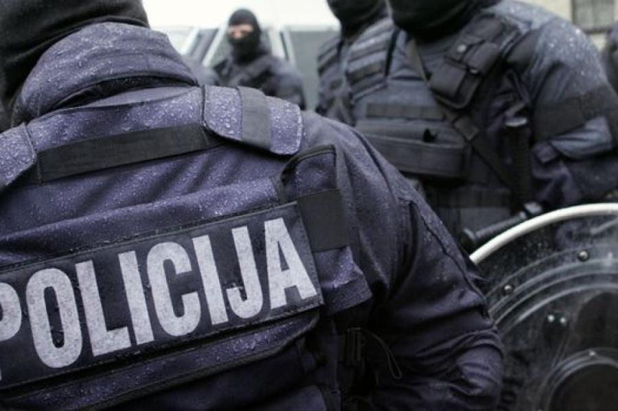 Полицейские Латвии подозреваются в незаконных махинациях с сертификатами