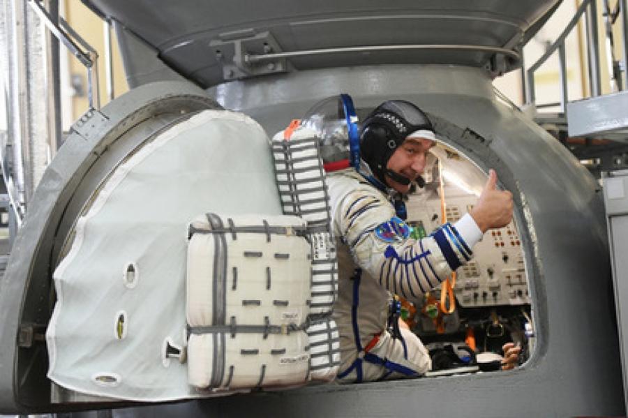 Стали известны заработки российских космонавтов