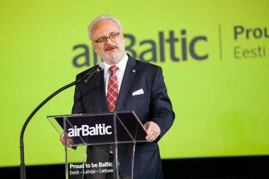 airBaltic «стырил» идею русской газеты, чтобы покрасоваться перед Левитсом