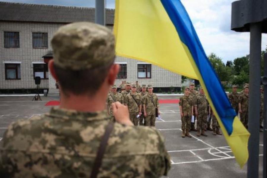 «Ленивые, жадные». Украинские солдаты возмутили американского полковника