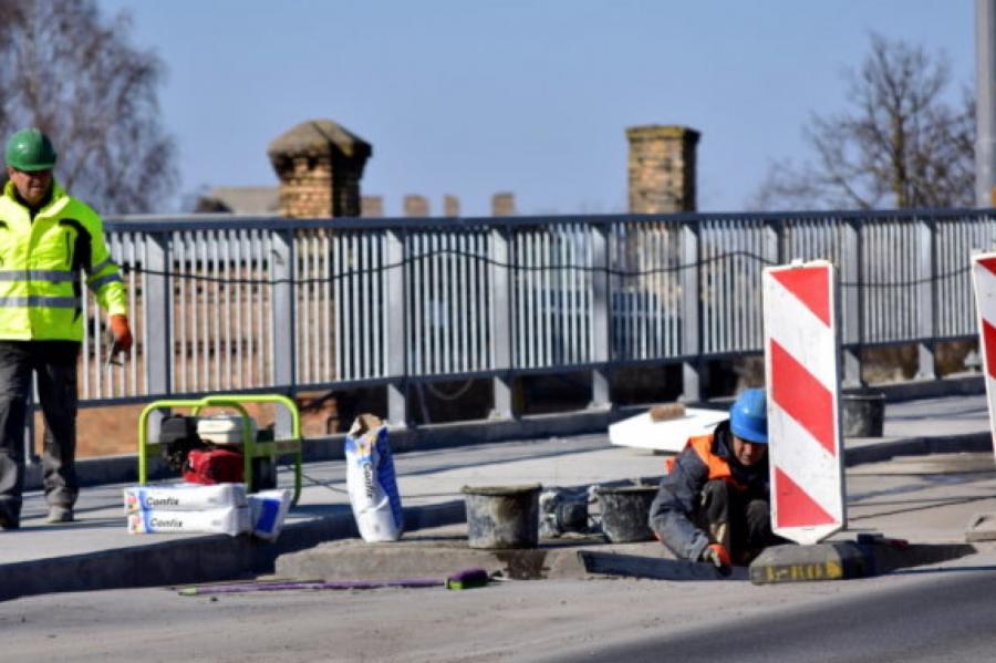 Возобновлены работы на Деглавском мосту, ожидаются ограничения движения