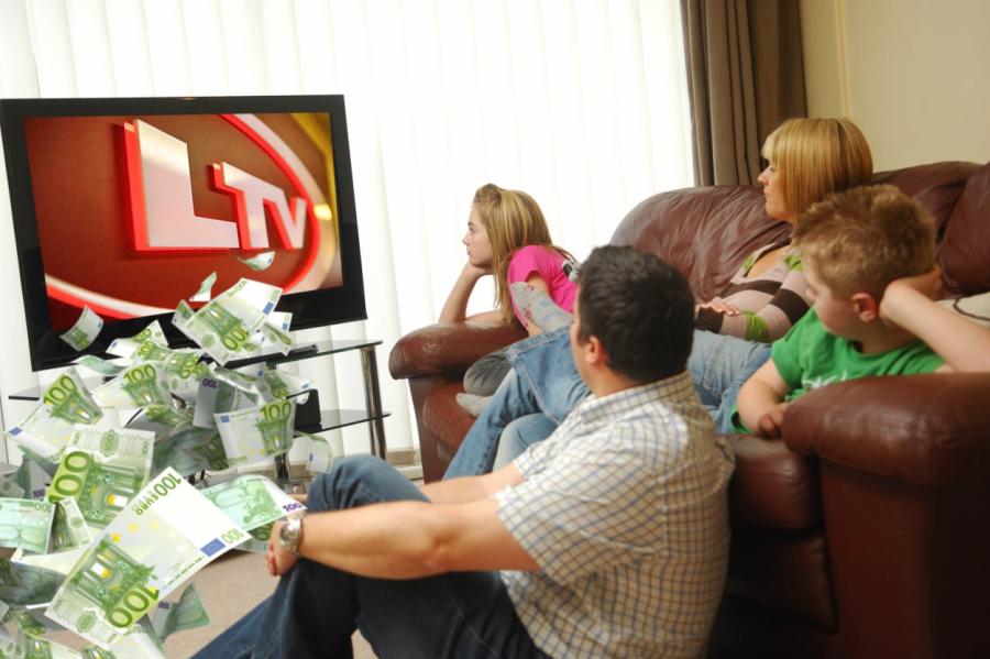 Как в Латвии будут собирать налог на телевизор: голландский опыт