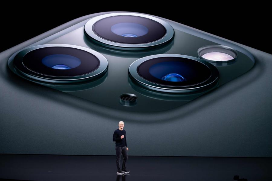 «Чем дальше, тем уродливее»: новый iPhone 11 раскритиковали в пух и прах (ФОТО)