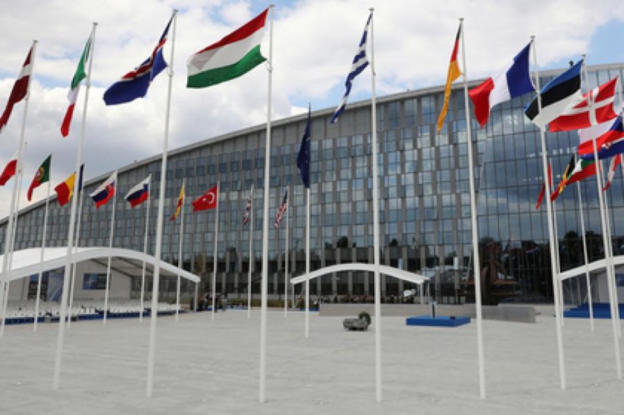 Строительство штаб-квартиры НАТО оказалось классической «пирамидой»