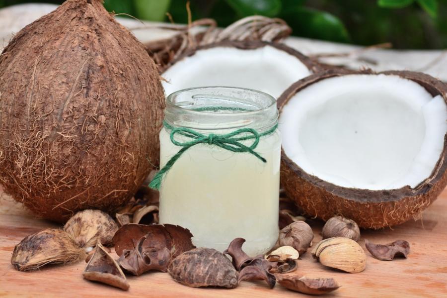Целебный кокос: маски для волос из кокосового масла в домашних условиях