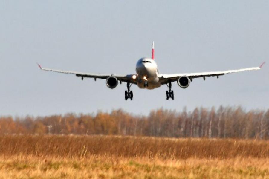 На борту может быть бомба: летевший в Москву самолет запросил экстренную посадку