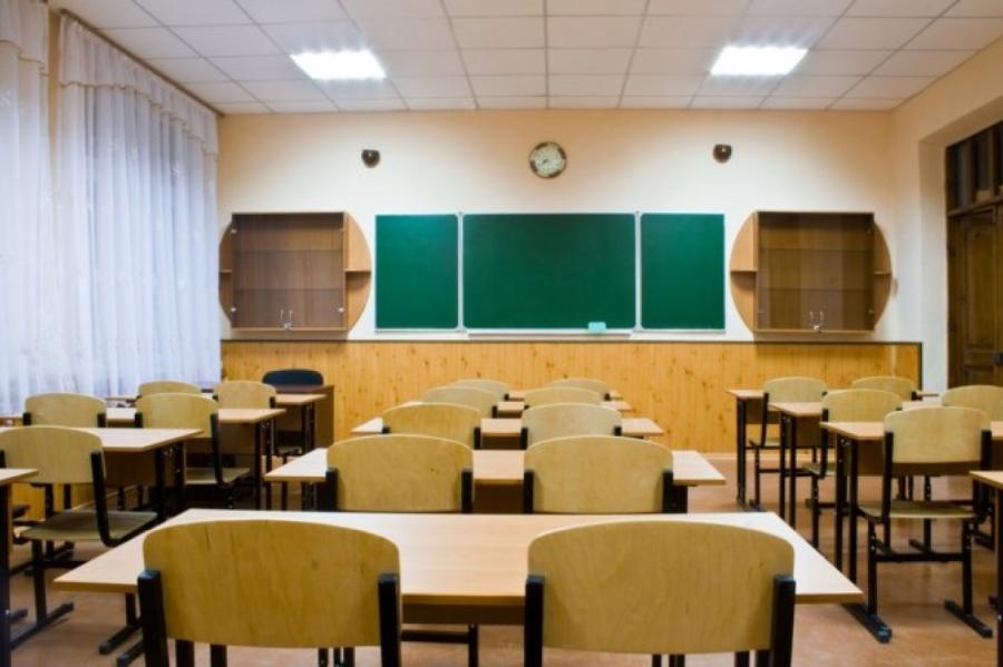 Власти подпишут приговор малым школам Латвии