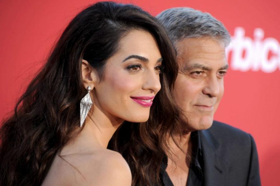 Амаль Клуни учит носить самый модный цвет сезона