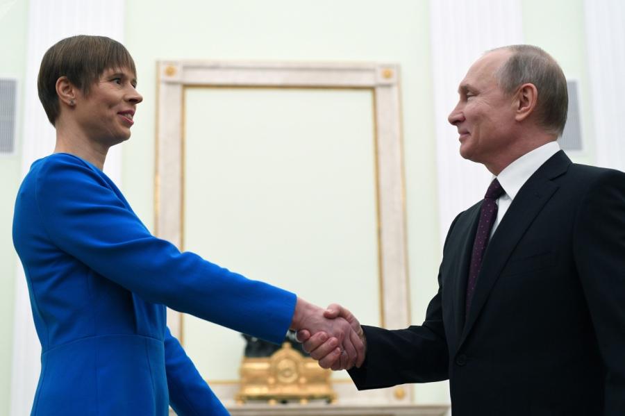 Глава МИД Эстонии посоветовал президенту не ездить в Москву на 9 мая