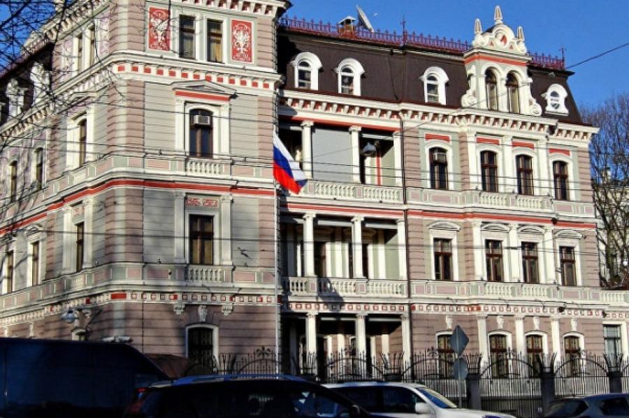 За что посольство России похвалило президента Латвии?