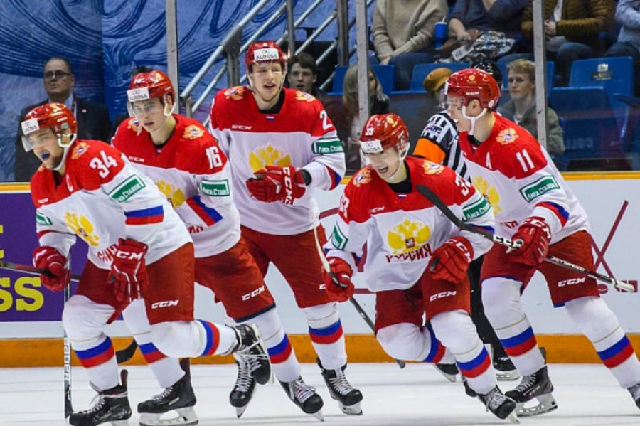 Молодежная сборная России победила Канаду в четвертом матче суперсерии