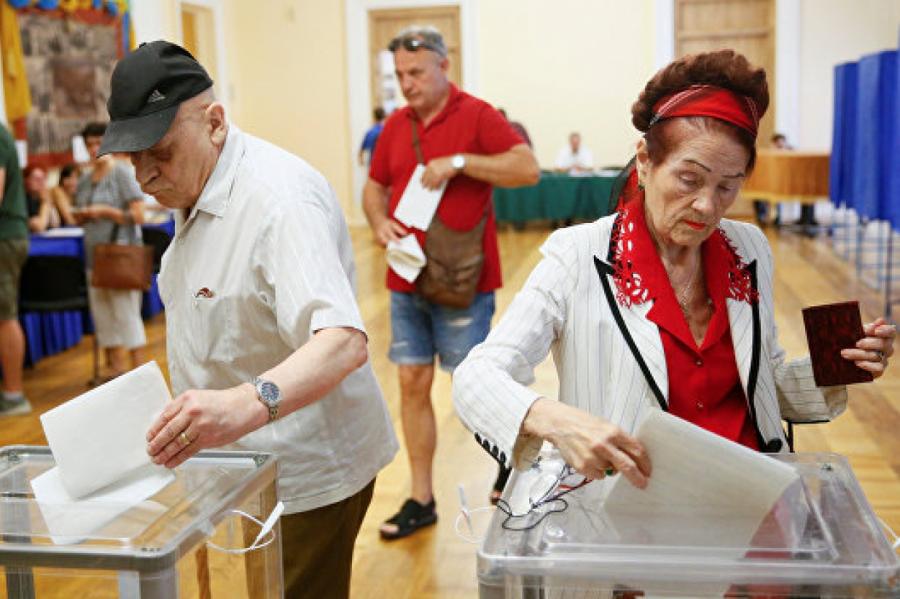 На Украине могут лишить безработных права голоса