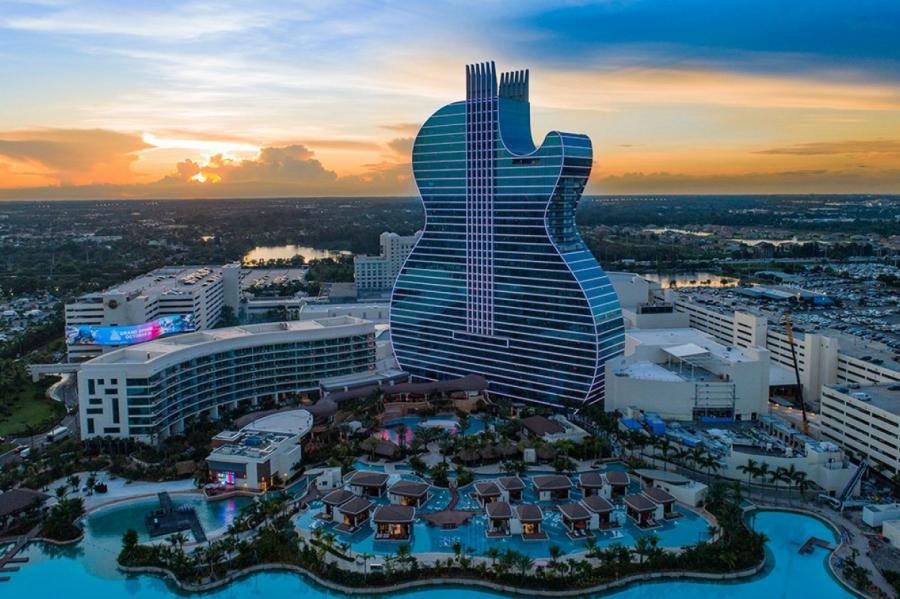 Во Флориде туристы смогут заселиться в «гитару»
