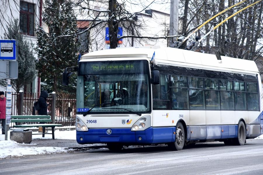 Бесплатный проезд в городском транспорте Риги хотят отменить