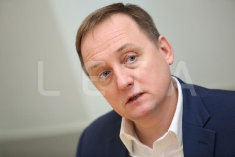 Бюджетно-финансовая комиссия поддержала кандидатуру Казакса на должность президента Банка Латвии