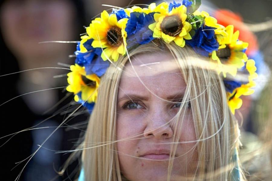 Большинство украинцев считают, что ради мира Киев должен идти на компромиссы