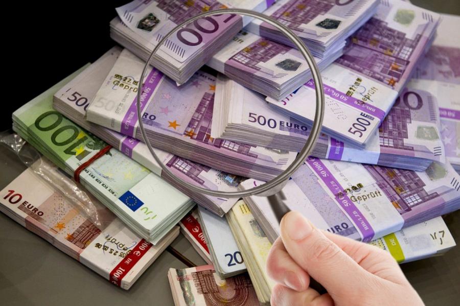 В Рижской думе делят миллиард евро