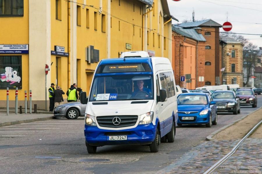 Rīgas satiksme отменит льготы еще на нескольких маршрутках