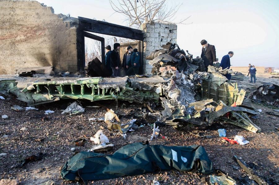 Украина подтвердила гибель всех пассажиров разбившегося Boeing (фото, дополнено)