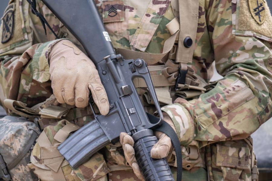 Латвийский офицер в Ираке: Иран предупредил нас о бомбежке, мы успели уйти
