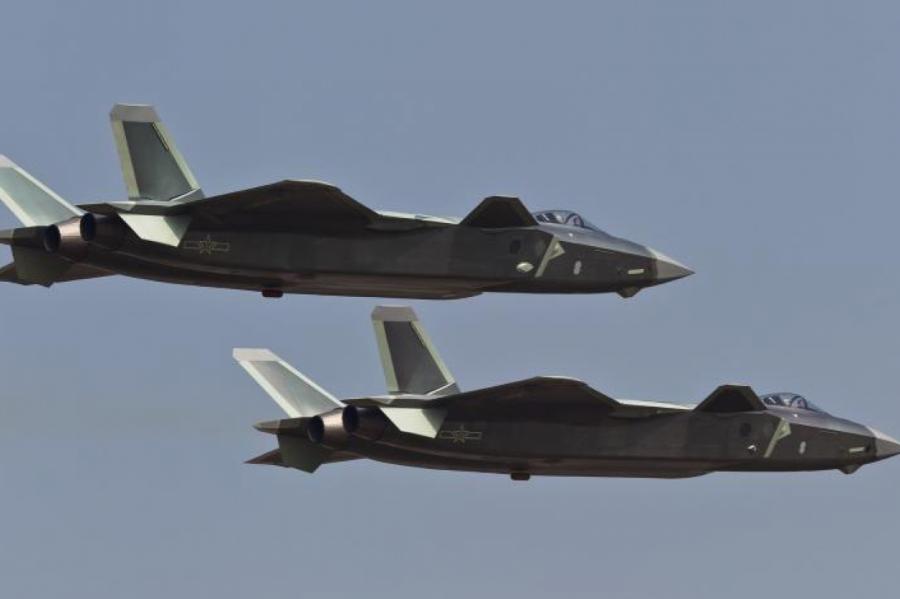 Обогнать русский Су-57: Китай оснастит истребители J-20 новым оружием