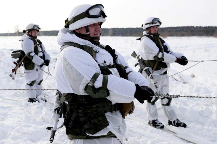 Китайцы выяснили, как русские военные защищаются от 70-градусного мороза