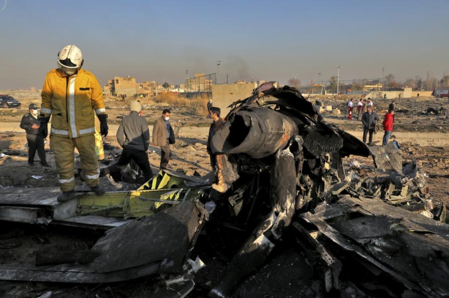 Иран отправит на Украину "черные ящики" сбитого самолета