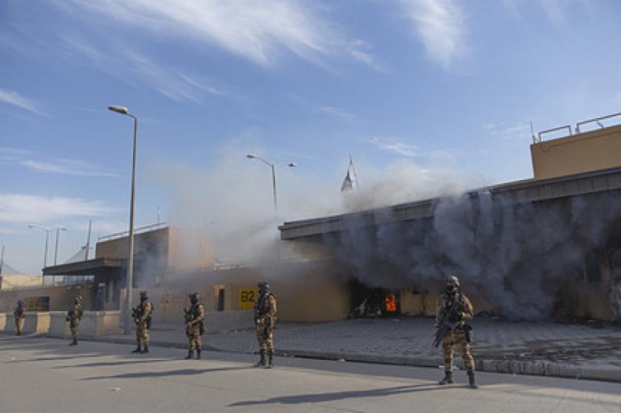 По посольству США в Багдаде нанесли ракетный удар