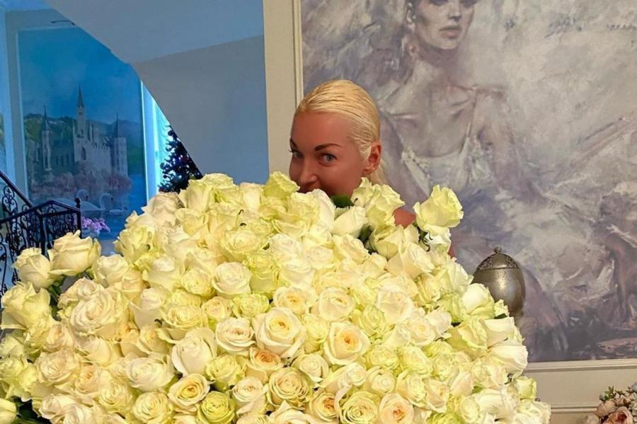 Анастасия Волочкова объявила о скорой свадьбе и раскрыла подробности
