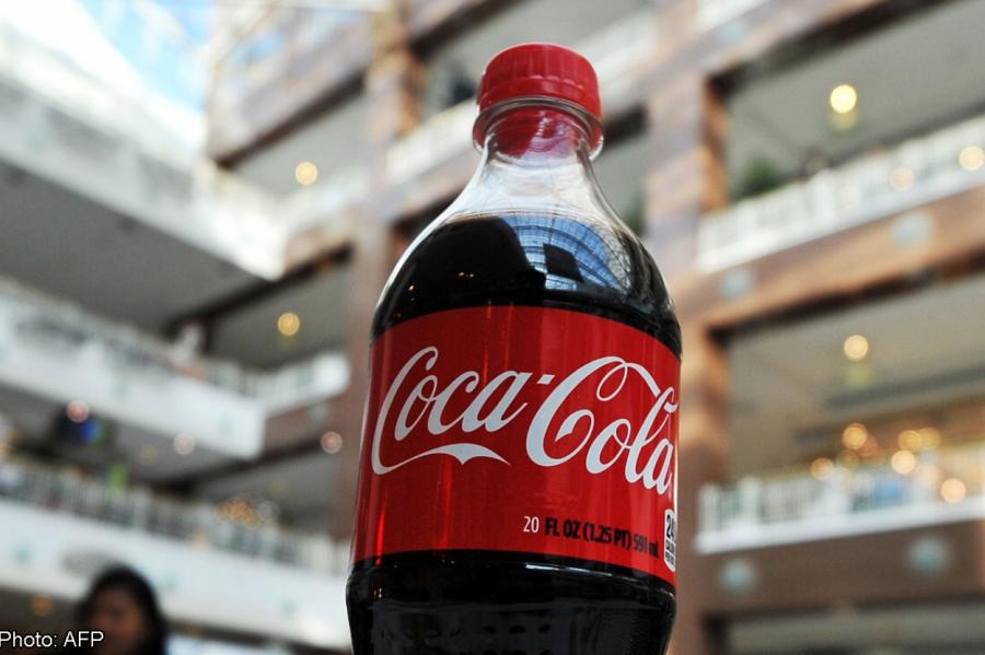 CocaCola не откажется от использования пластиковых бутылок из-за большого спроса