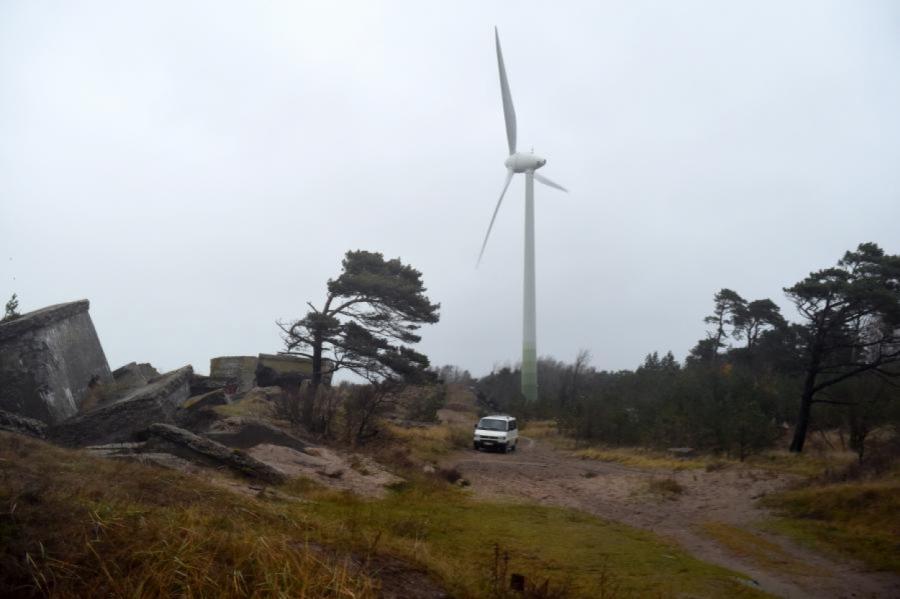 Назад в будущее: чиновники хотят вернуть Латвию к ветряным мельницам