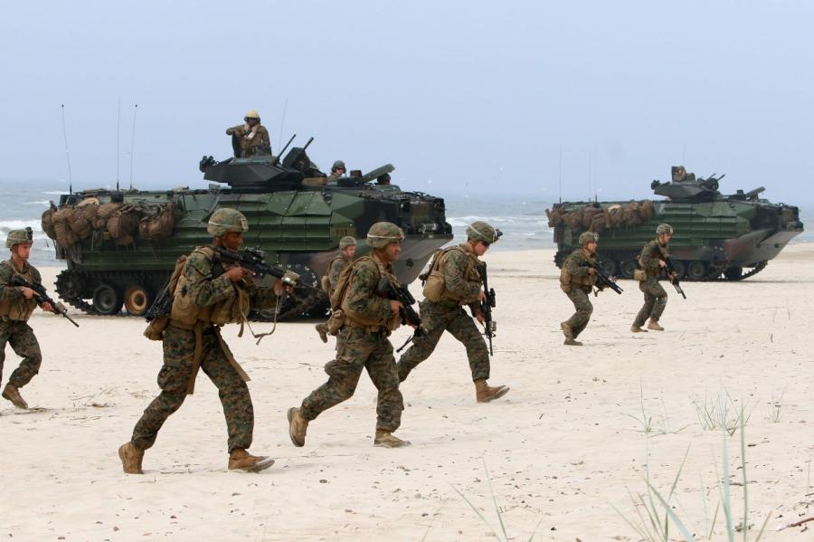 Эксперты США: у НАТО мало возможностей защитить страны Балтии