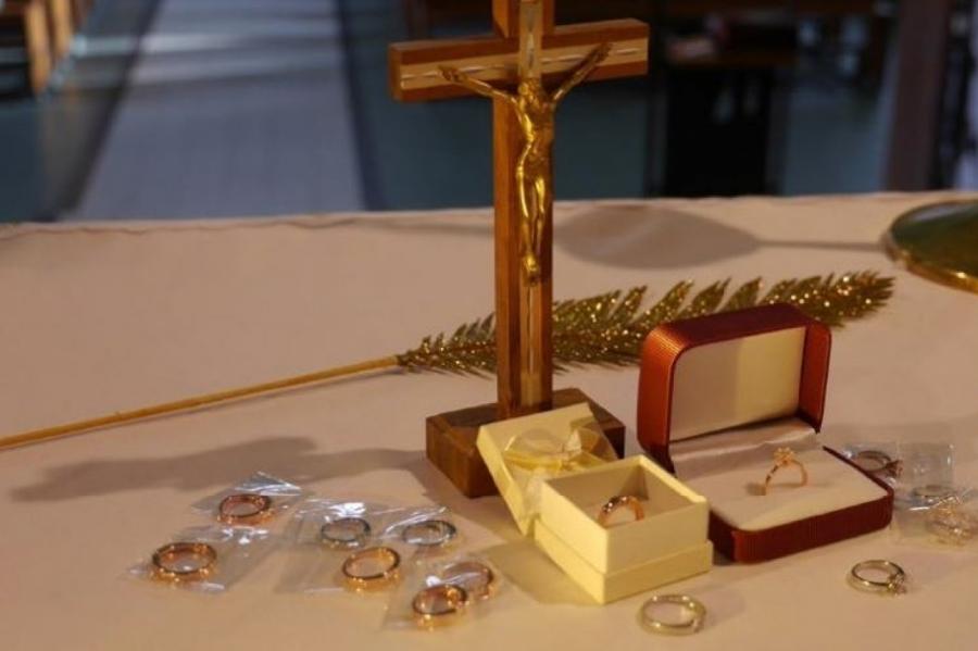 Неделя любви в Сигулдской церкви: пастор раздаст 30 помолвочных колец